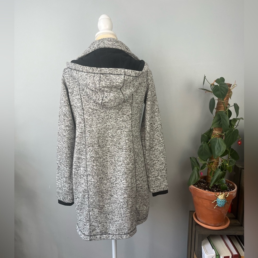 Calvin Klein Performance Jacket - image 8